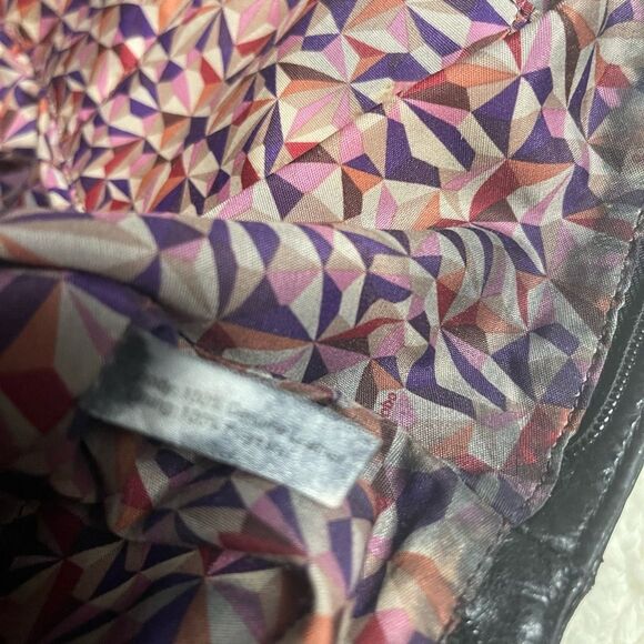 HOBO leather Black shoulder bag with silver tone hardwares. - Picture 13 of 14